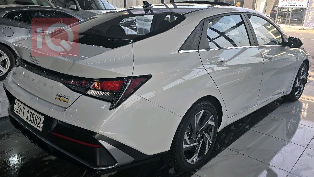 هيونداي النترا